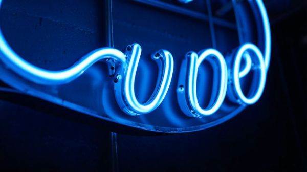 Créer votre néon personnalisé pour une ambiance lumineuse unique